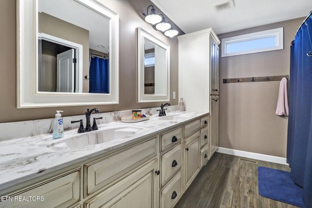 1926 Old Grimsley Rd, Grimsley, TN 38565