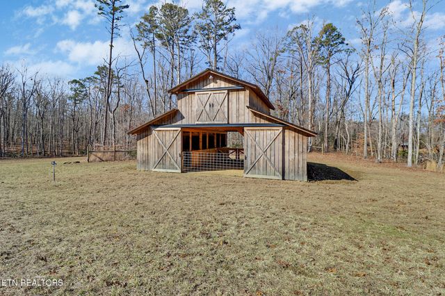 1926 Old Grimsley Rd, Grimsley, TN 38565