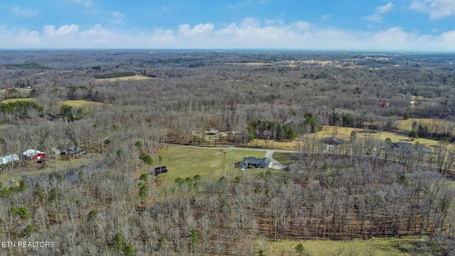 1926 Old Grimsley Rd, Grimsley, TN 38565