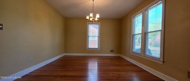 3814 Taylorsville Rd, Louisville, KY 40220
