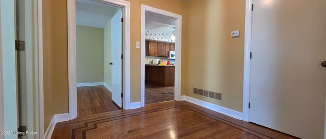 3814 Taylorsville Rd, Louisville, KY 40220