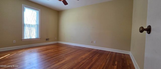 3814 Taylorsville Rd, Louisville, KY 40220