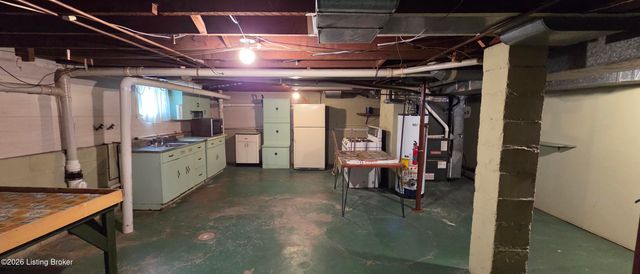 3814 Taylorsville Rd, Louisville, KY 40220