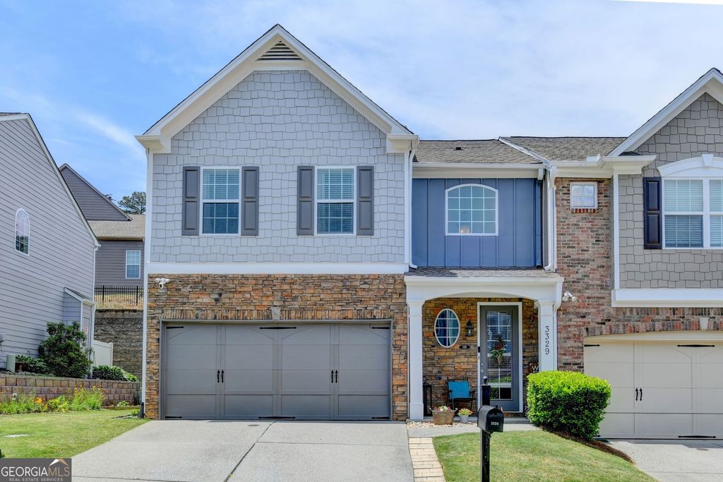 3329 Castleberry Village Circle, Cumming, GA 30040
