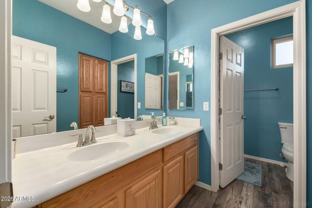 7972 W DONALD Drive, Peoria, AZ 85383