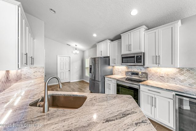 1556 Fuji Drive, Melbourne, FL 32940
