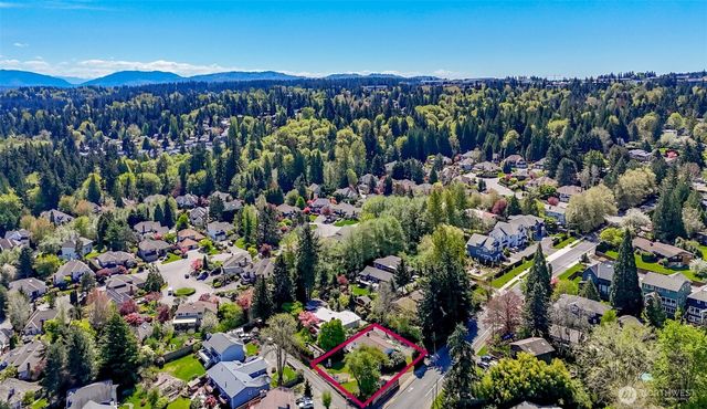 16235 NE 51st Street, Redmond, WA 98052