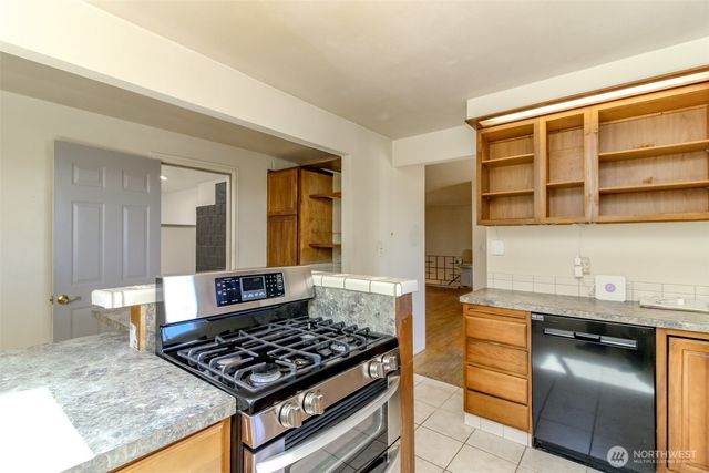 16235 NE 51st Street, Redmond, WA 98052