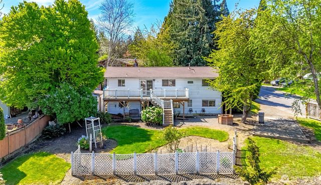 16235 NE 51st Street, Redmond, WA 98052