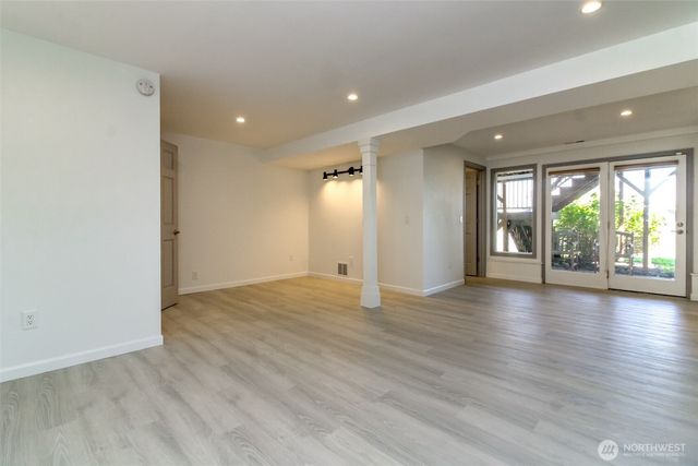 16235 NE 51st Street, Redmond, WA 98052