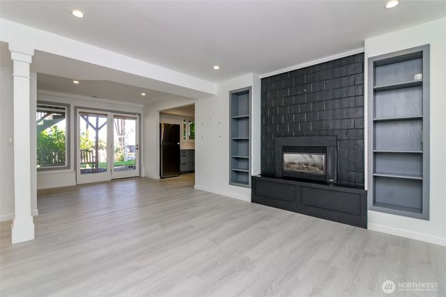 16235 NE 51st Street, Redmond, WA 98052