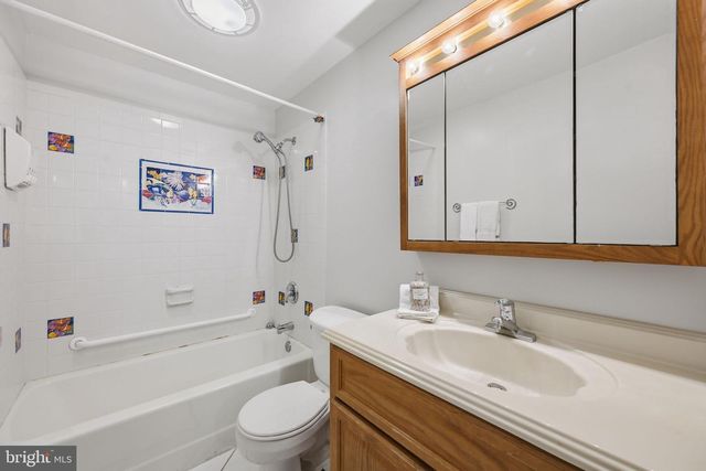 17811 MARBLE HILL PL, Germantown, MD 20874
