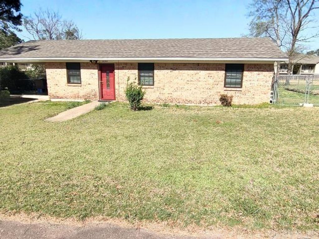 1656 Nix Ave., Camden, AR 71701