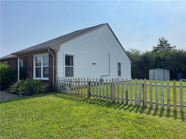 901 Pendergrass CT, Virginia Beach, VA 23454