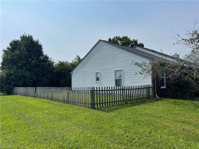 901 Pendergrass CT, Virginia Beach, VA 23454