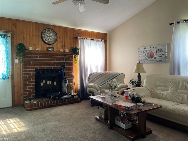 901 Pendergrass CT, Virginia Beach, VA 23454