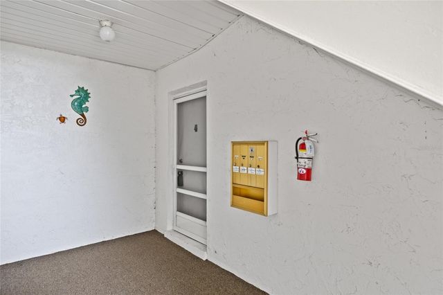 379 S MCMULLEN BOOTH ROAD 75, Clearwater, FL 33759