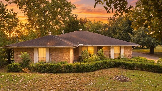 14054 Ambrose Street, Houston, TX 77045