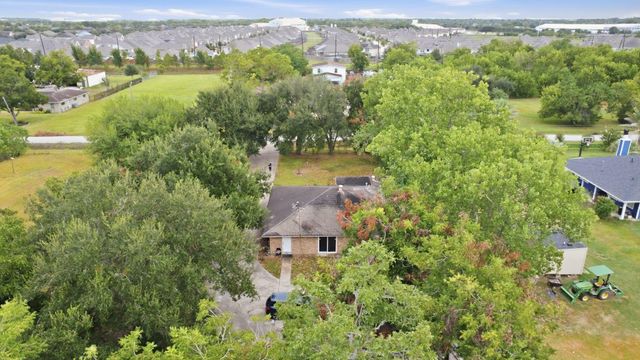 14054 Ambrose Street, Houston, TX 77045