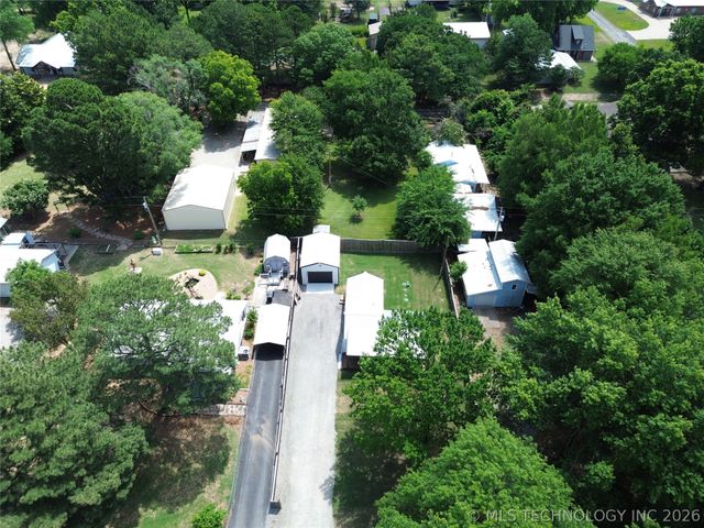168 Kiamichi, Eufaula, OK 74432