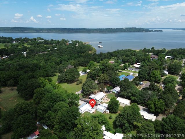 168 Kiamichi, Eufaula, OK 74432