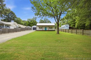 168 Kiamichi, Eufaula, OK 74432