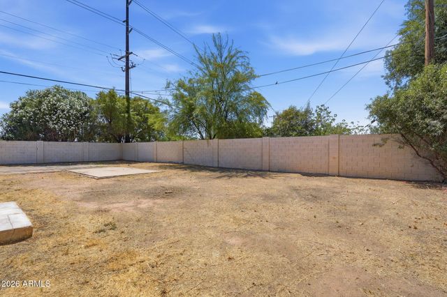 2301 W SAN MIGUEL Avenue, Phoenix, AZ 85015