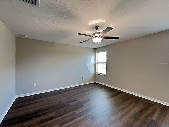 5125 WHITE CHICORY DRIVE, Ruskin, FL 33570