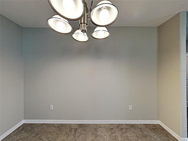 5125 WHITE CHICORY DRIVE, Ruskin, FL 33570