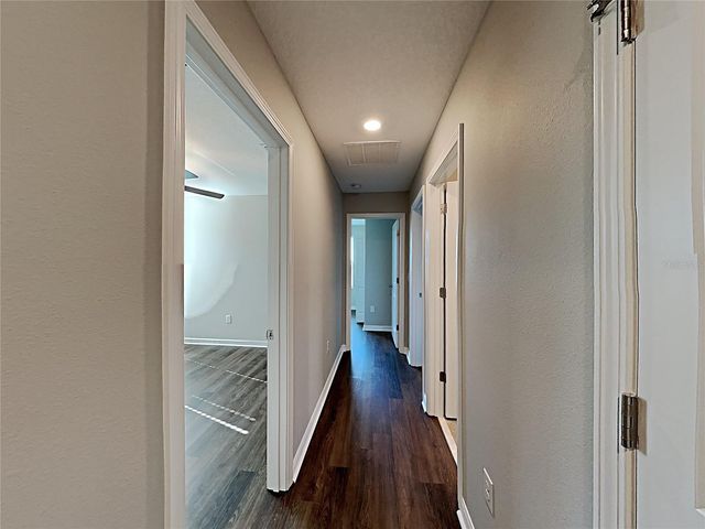 5125 WHITE CHICORY DRIVE, Ruskin, FL 33570