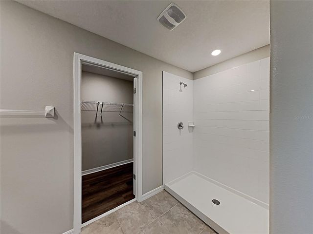 5125 WHITE CHICORY DRIVE, Ruskin, FL 33570