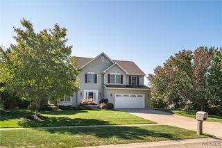 5973 Lakecrest Drive, Hamburg, NY 14085