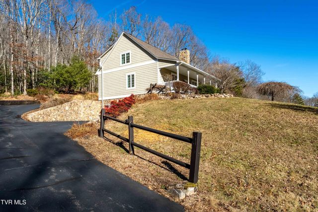 718 Copperhead Hollow Road, Mountain City, TN 37683