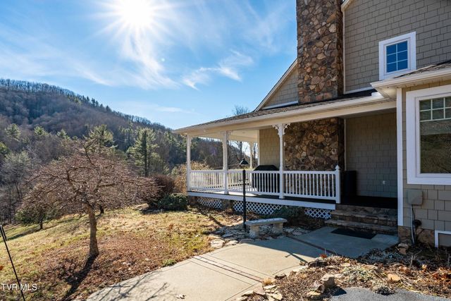 718 Copperhead Hollow Road, Mountain City, TN 37683