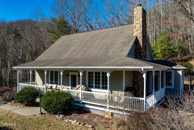 718 Copperhead Hollow Road, Mountain City, TN 37683