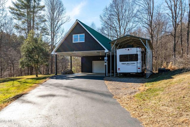 718 Copperhead Hollow Road, Mountain City, TN 37683