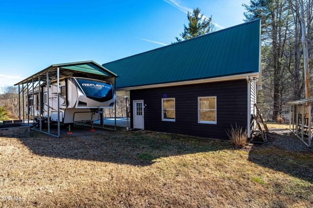 718 Copperhead Hollow Road, Mountain City, TN 37683