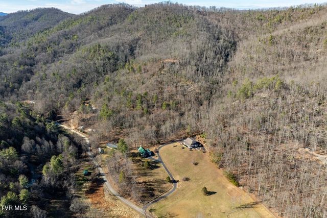 718 Copperhead Hollow Road, Mountain City, TN 37683