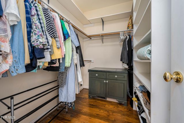 718 Copperhead Hollow Road, Mountain City, TN 37683