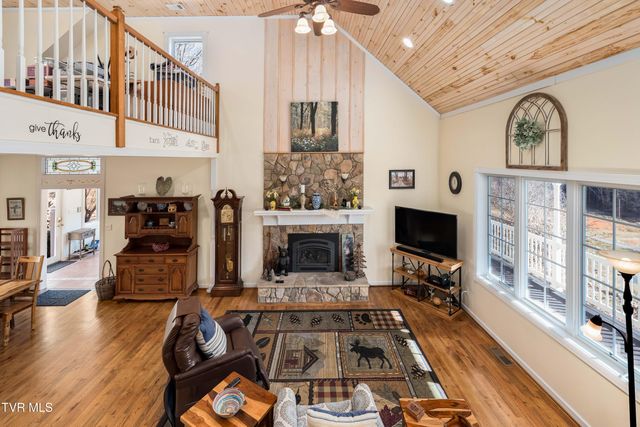 718 Copperhead Hollow Road, Mountain City, TN 37683