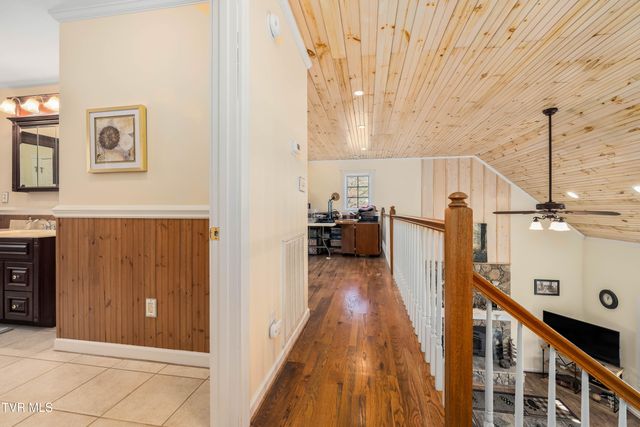 718 Copperhead Hollow Road, Mountain City, TN 37683