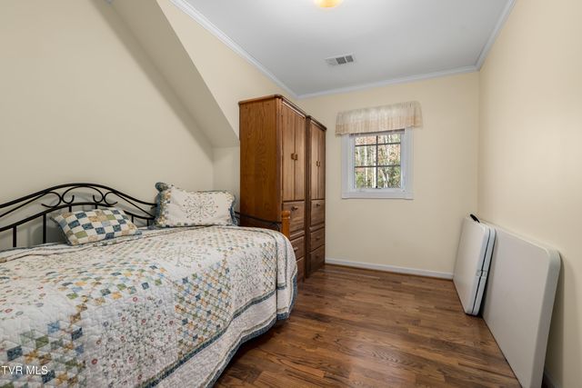 718 Copperhead Hollow Road, Mountain City, TN 37683