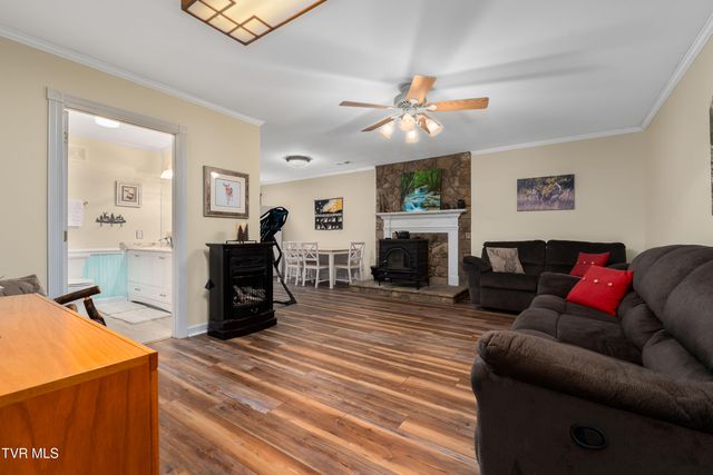 718 Copperhead Hollow Road, Mountain City, TN 37683