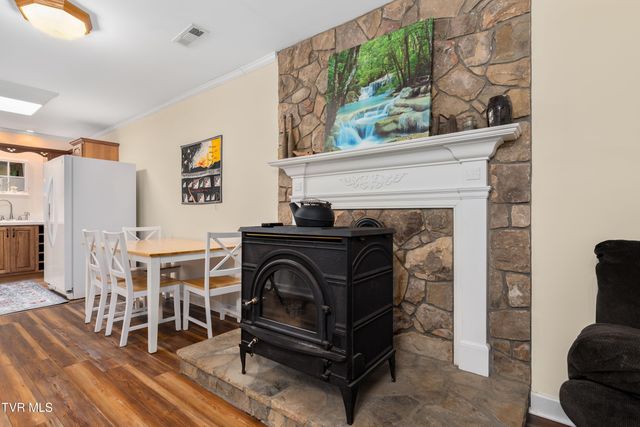 718 Copperhead Hollow Road, Mountain City, TN 37683