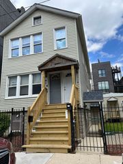 1538 W Fry Street, Chicago, IL 60642