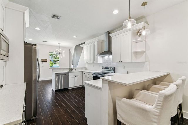 7113 S MASCOTTE STREET, Tampa, FL 33616