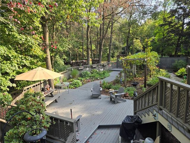 2715 Cherry Blossom Lane, Menomonie, WI 54751