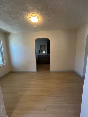 552 N Harris Road, Ypsilanti, MI 48198