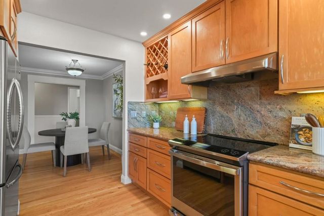 2715 Belmont Canyon, Belmont, CA 94002