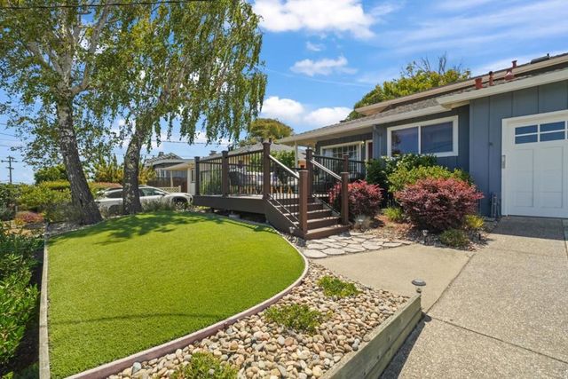 2715 Belmont Canyon, Belmont, CA 94002